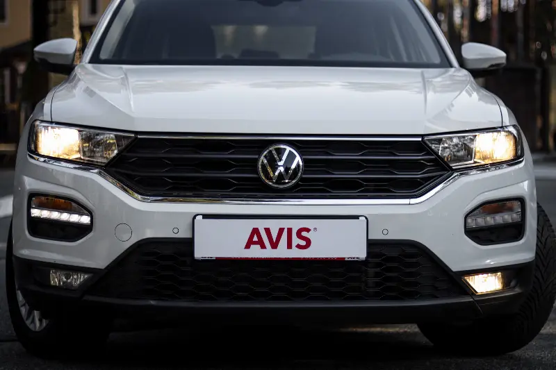 How to Lease a Car: A Step-by-Step Guide for First-Time Applicants